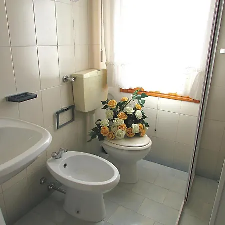 Appartamento Andrea - Private Garden, 2 Bathrooms, Covered Parking Space Bibione