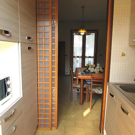 Appartamento Andrea - Private Garden, 2 Bathrooms, Covered Parking Space